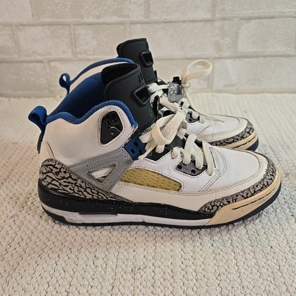 Nike Boys Air Jordan Spizike 317321-107 Multicolor Basketball Shoes Size 5.5Y
